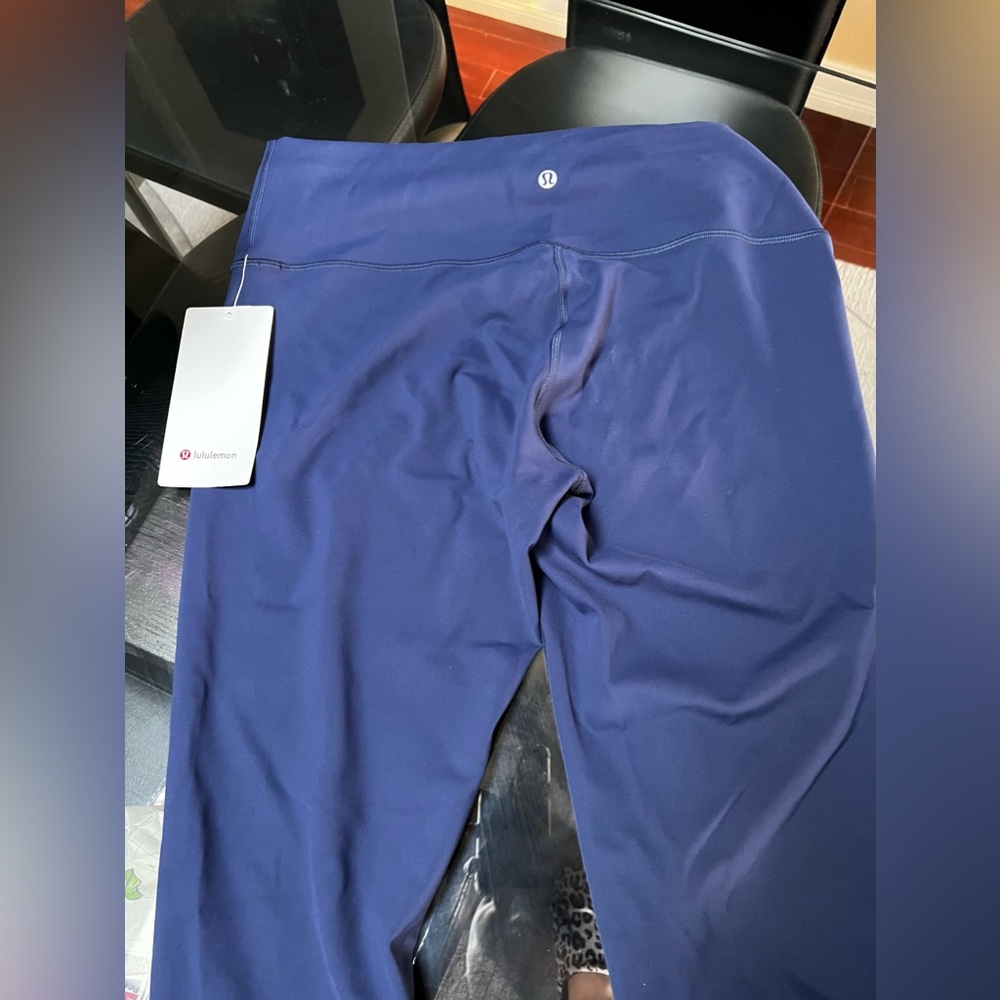 Lululemon Wunder Train Crop 23” legging